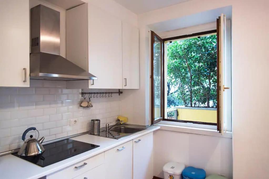 Hidden Retreat - Duomo Apartment Milan Exterior photo