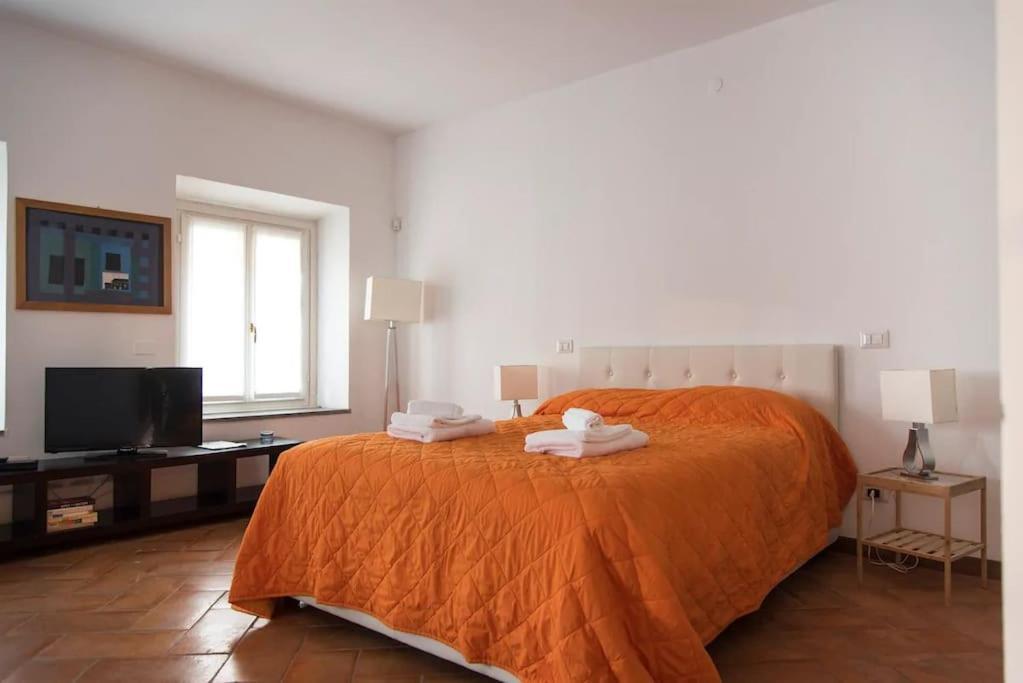 Hidden Retreat - Duomo Apartment Milan Exterior photo