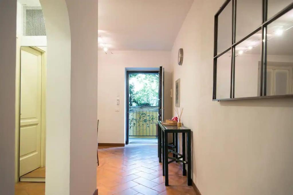 Hidden Retreat - Duomo Apartment Milan Exterior photo